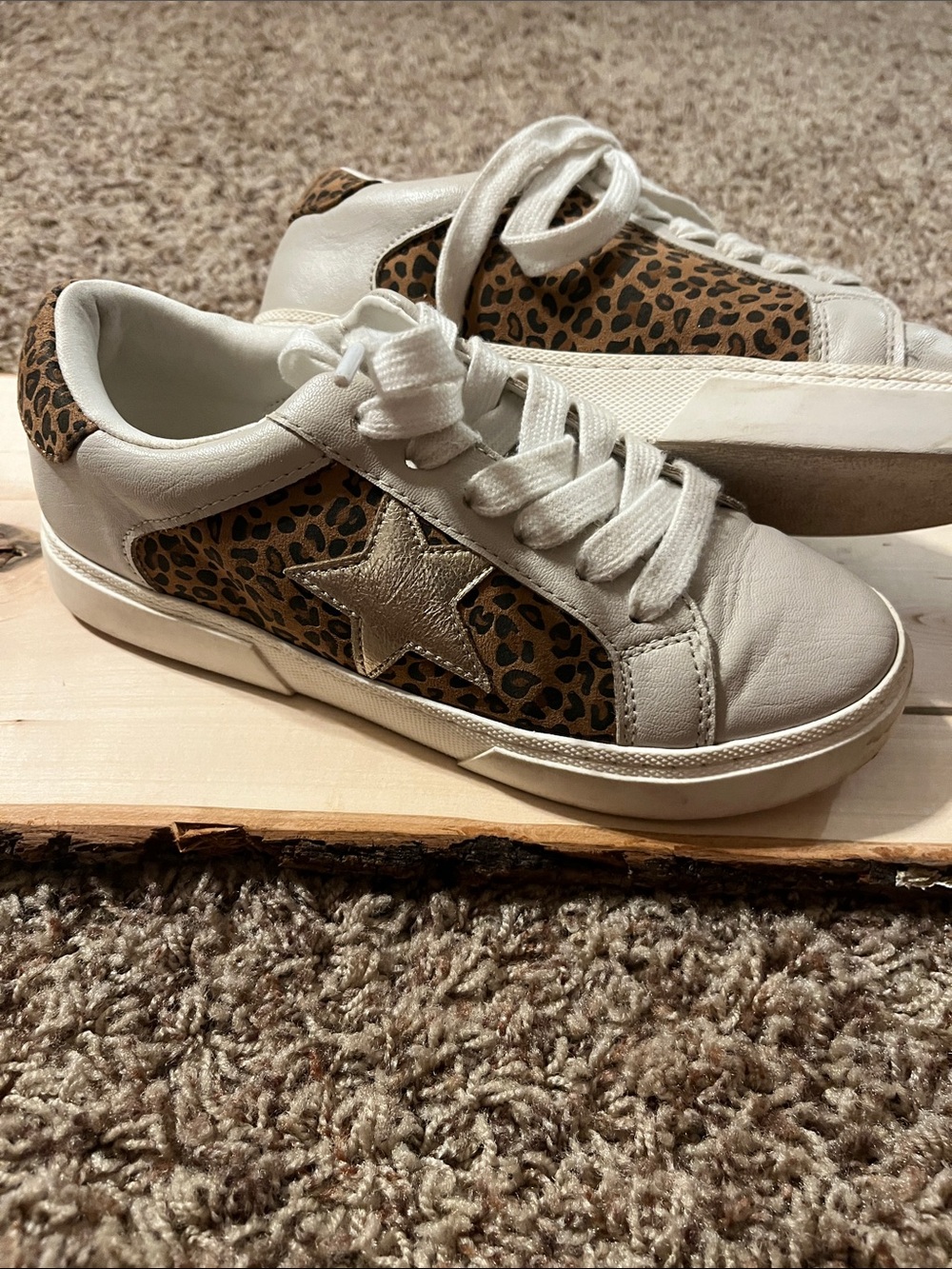 art class  Girl’s Tannish Gray Sneakers with Leopard Panels and Gold Star